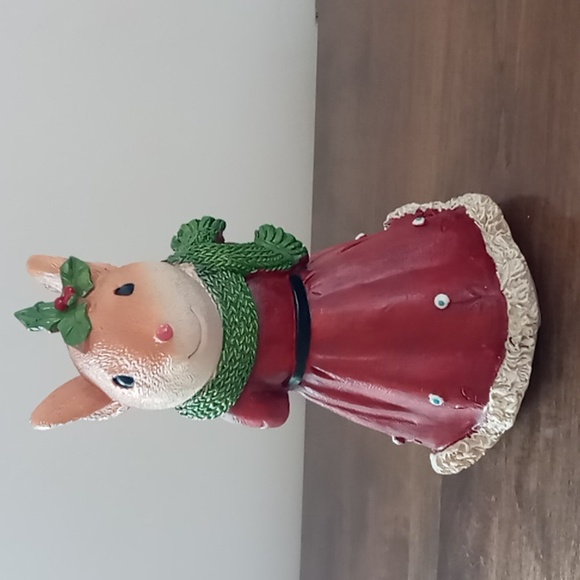 unknown Other - Christmas Mouse Girl w Present Decoration 6 1/2 in.